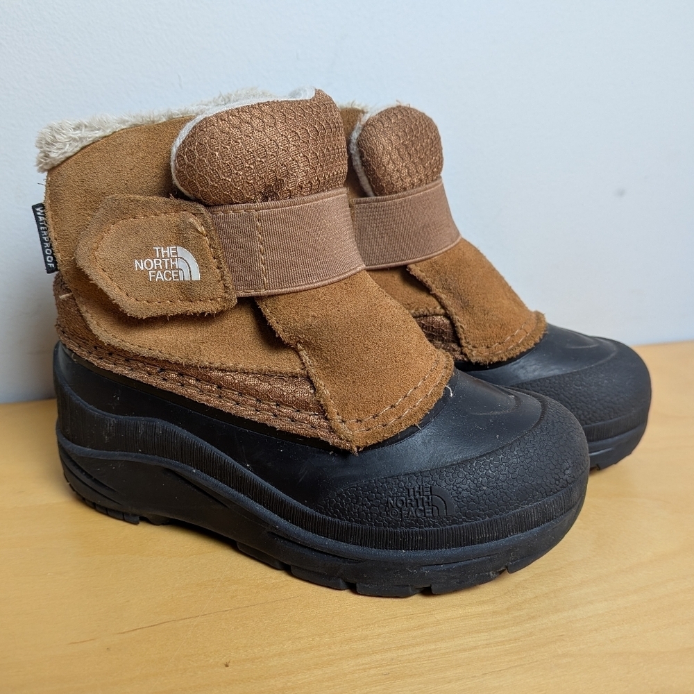 THE NORTH FACE Kid Winter Snow Boots Tan And Black Size 9